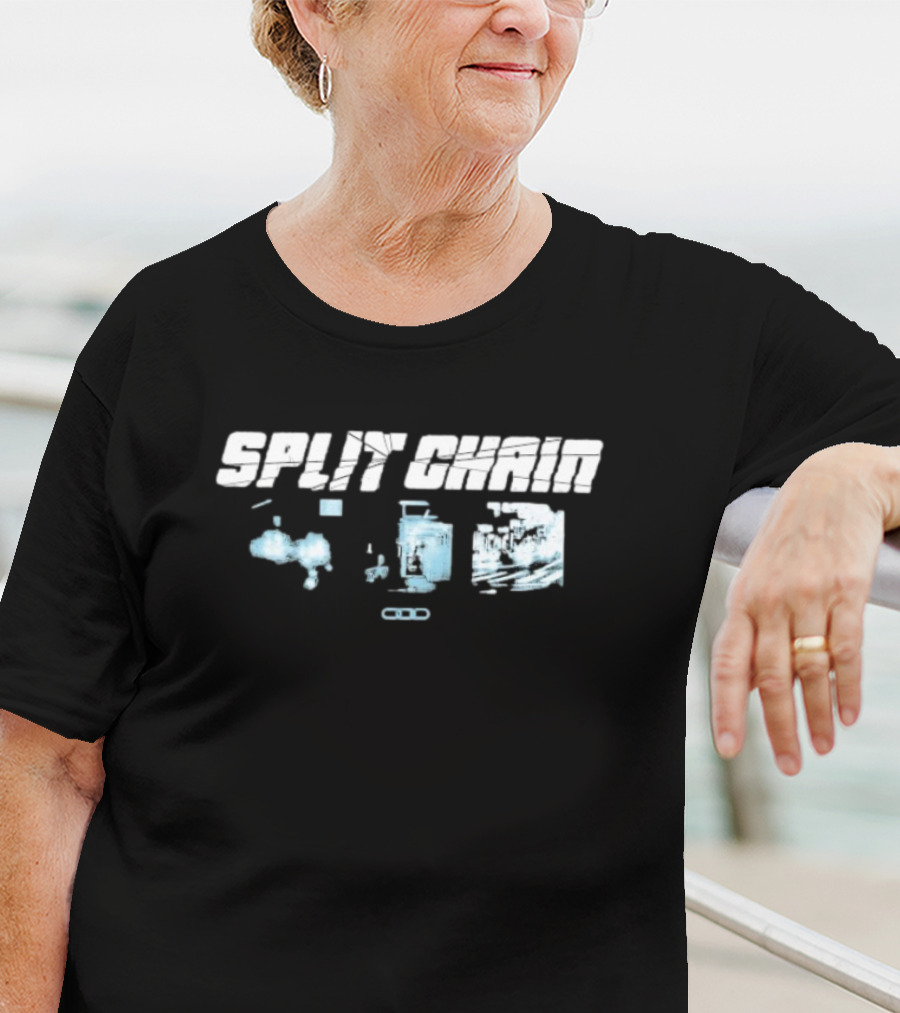 Split Chain Motionblur Exploring Futuristic Machinery And Abstract Dynamics T-Shirt