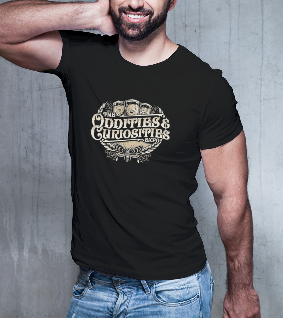 The Oddities And Curiosities Expo Death Head Moth Skeletons Tarot Cards T-Shirt