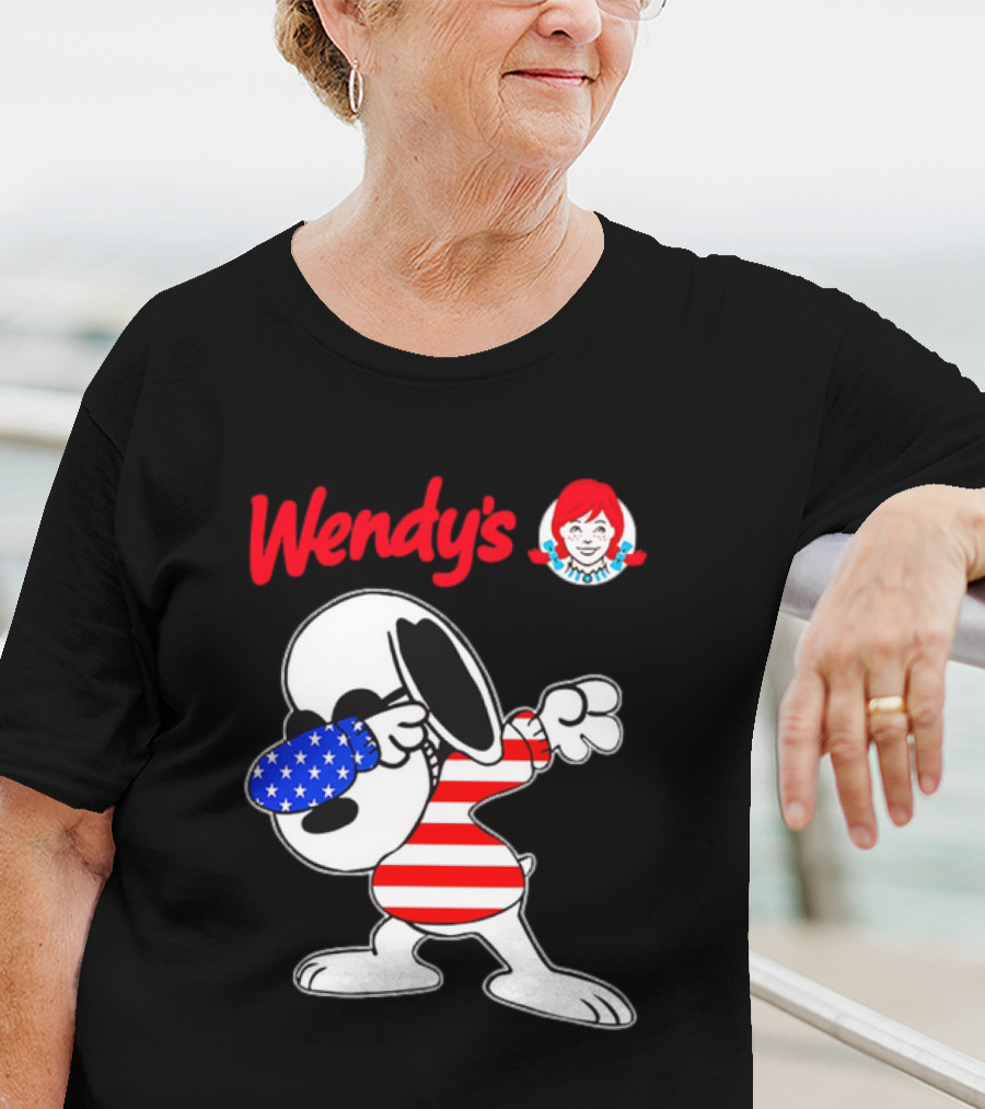 Wendy’s Snoopy Dabbing American Flag Stripes T-Shirt