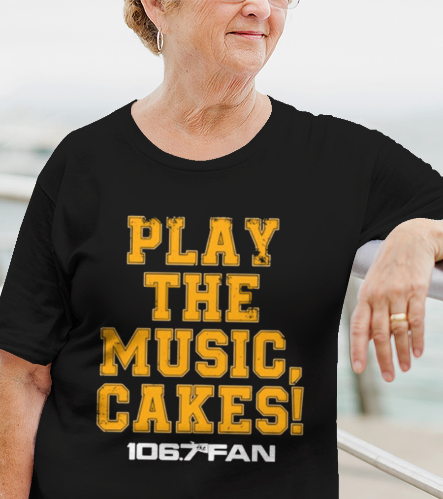 106.7 The Fan Play The Music Cakes The Junkies T-Shirt