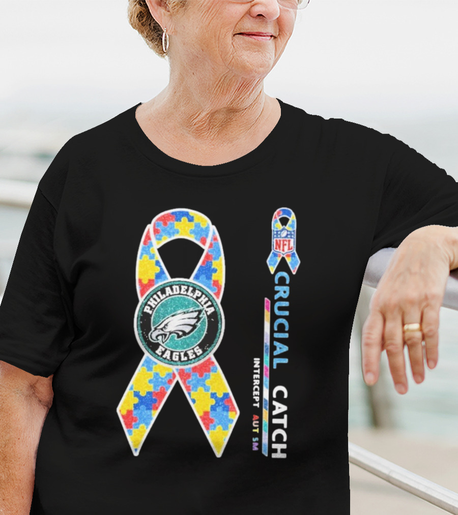 Philadelphia Eagles Autism Awareness Crucial Catch NFL Puzzle Ribbon T-Shirt