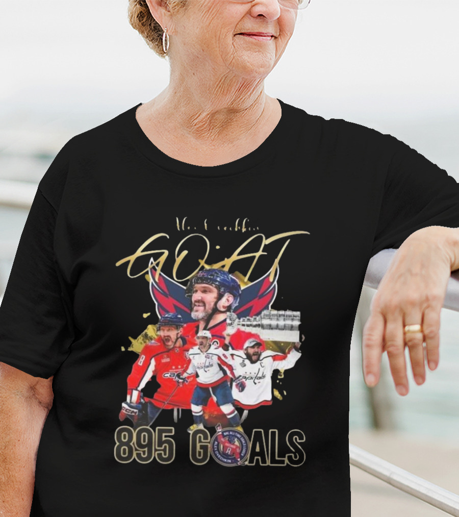 Washington Capitals NHL Alex Ovechkin GOAT 895 Goals Signature Collection T-Shirt