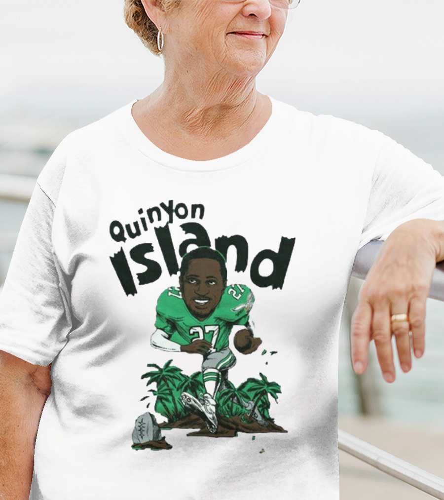 Quinyon Island Eagle 27 Football Player Running With Palm Trees And Rocks T-Shirt