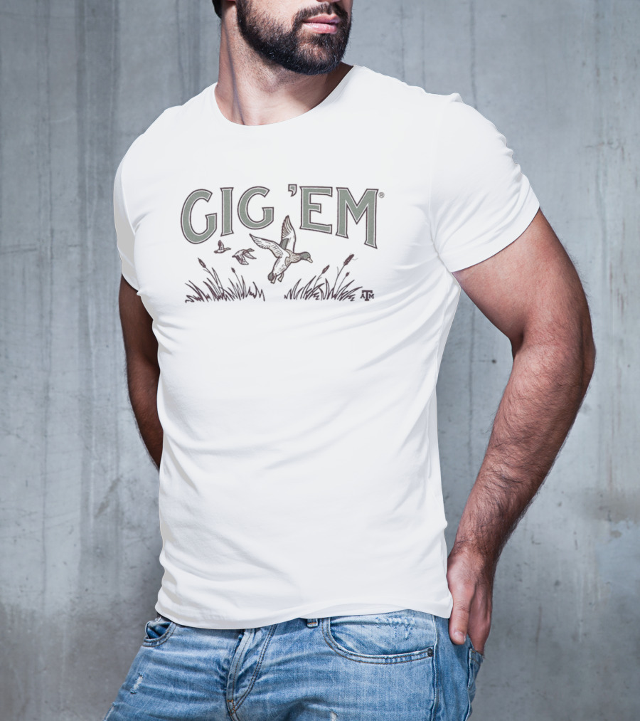 Gig 'Em Flying Duck And Cattails T-Shirt